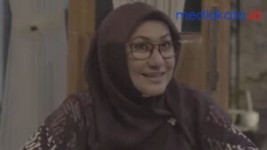 Anneke Putri Arwah Legong